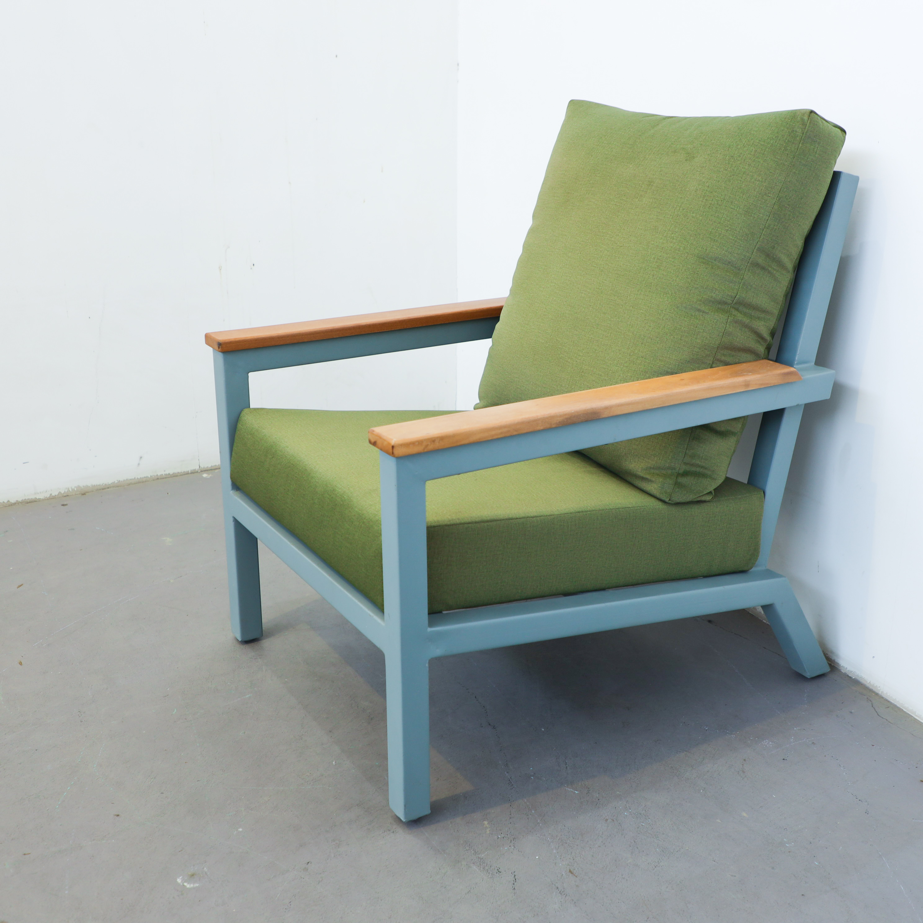 Dan Outdoor Chair
